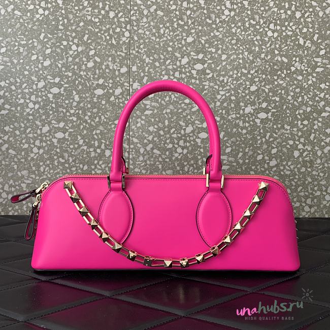 Valentino Garavani hot pink rockstud hand bag - 1