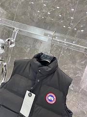 Canada Goose black puffer vest  - 2