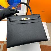 Hermes Kelly 28 epsom black gold hardware bag - 3