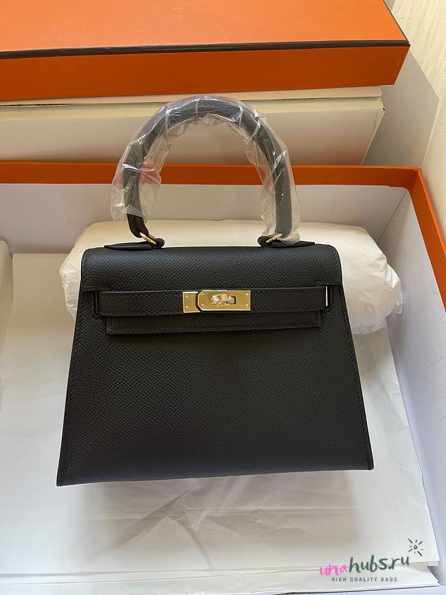 Hermes Kelly Vert Black Epsom Mini 20 Bag - 1