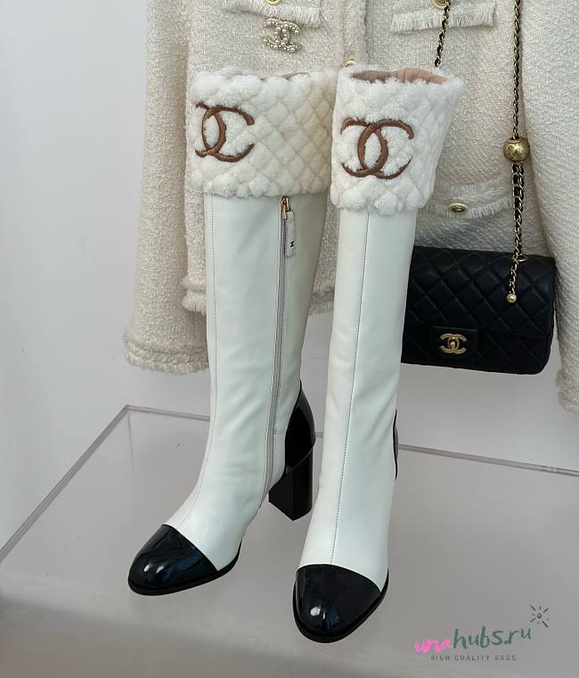 Chanel 23C white high boots 9mm - 1