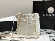 Chanel 22 mini white/ gold tote bag AS3980 - 4