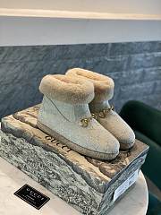 Gucci cream fur boots - 4