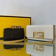 Fendi mini white leather chain wallet - 3