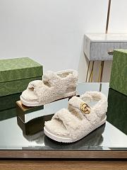 Gucci women double G white wool sandals - 5