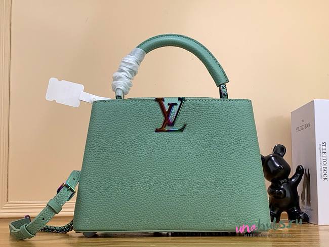 Louis Vuitton Capucines PM green leather metal hardware bag - 1