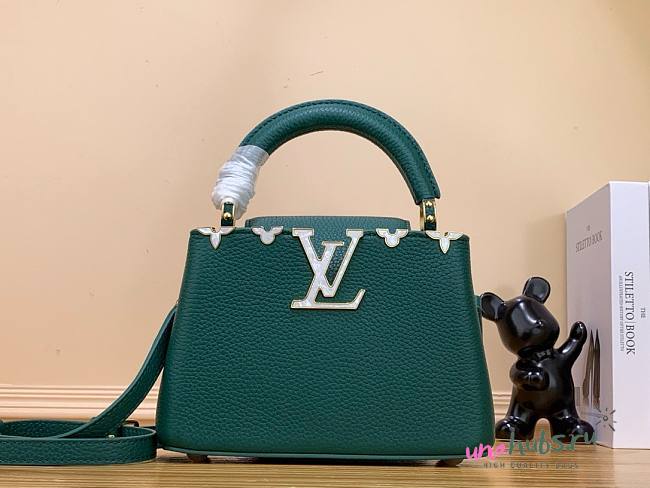 Louis Vuitton Capucines BB Green Leather Pearl Bag - 1