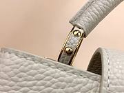 Louis Vuitton Capucines MM white leather pearl bag - 3