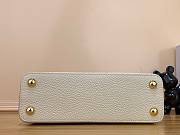 Louis Vuitton Capucines PM white leather pearl bag - 2