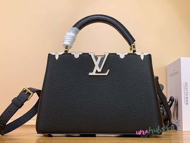 Louis Vuitton Capucines PM black leather pearl bag - 1