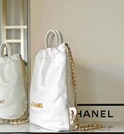 Chanel 22 white leather backpack - 3