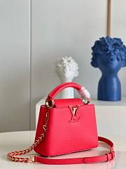 Louis Vuitton Capucines BB Red Leather Bag - 4