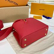 Louis Vuitton Capucines BB red leather gold bag - 4