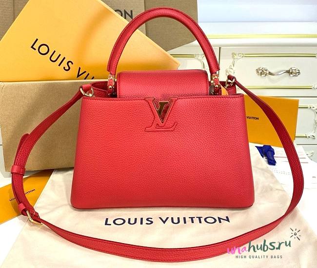 Louis Vuitton Capucines MM red leather bag - 1