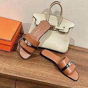 Hermes kelly brown lock sandals - 4