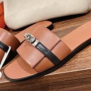 Hermes kelly brown lock sandals - 3