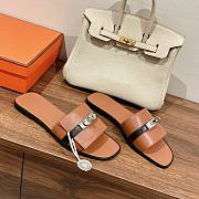 Hermes kelly brown lock sandals - 2