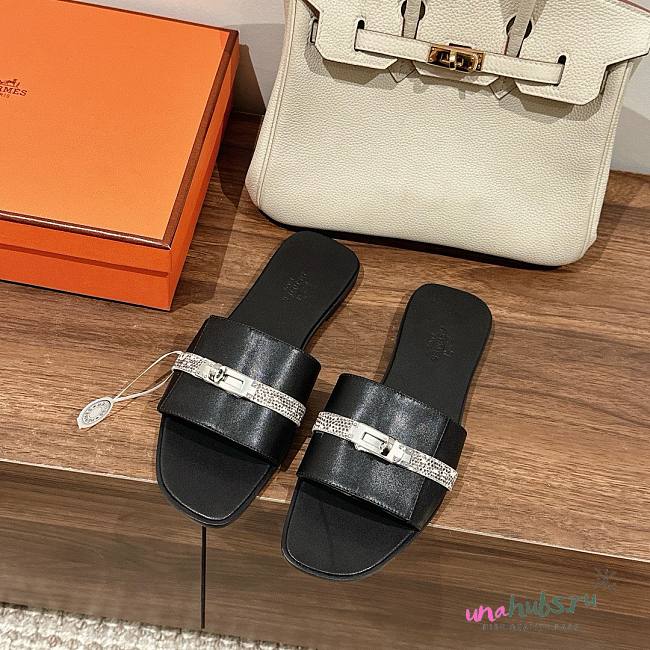 Hermes kelly black lock sandals - 1