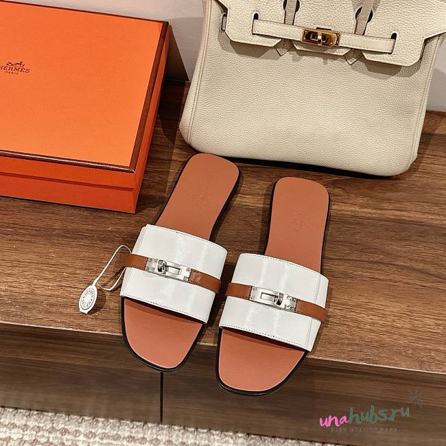 Hermes kelly white lock sandals - 1