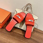 Hermes kelly orange lock sandals - 4