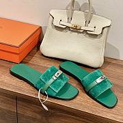 Hermes kelly green lock sandals - 6