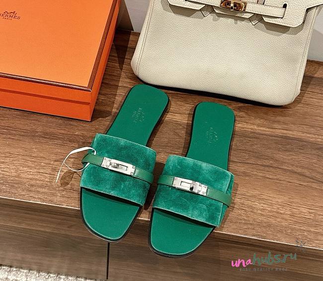 Hermes kelly green lock sandals - 1