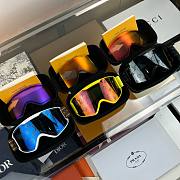 Louis Vuitton snow mask sunglasses  - 4