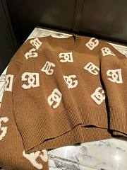 DG brown sweater  - 5