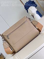 Louis Vuitton Takeoff Messenger Beige Leather Bag - 3