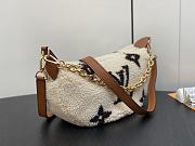 Louis Vuitton M23321 Ski Over The Moon Shearling Bag - 3