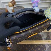 Louis Vuitton S Lock Monogram Messenger Bag - 5