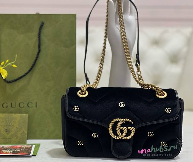 Gucci GG Marmont black velvet double G studs bag - 1