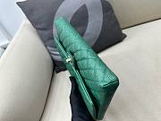 Chanel Green Quilted Caviar Leather Flap Clutch Bag - 3