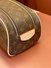 Louis Vuitton Dopp Kit Toilet Monogram Pouch - 4