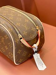 Louis Vuitton Dopp Kit Toilet Monogram Pouch - 2