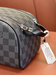 Louis Vuitton Dopp Kit Toiletry Black Damier Pouch - 2