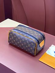 Louis Vuitton Dopp Kit Toiletry Yellow Monogram Pouch - 6