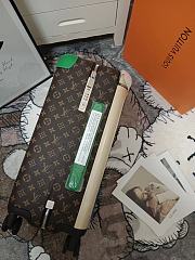 Louis Vuitton Horizon green monogram luggage - 6