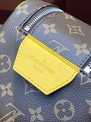 Louis Vuitton Dopp Kit Toiletry yellow line Pouch - 3