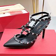 Valentino black leather silver studs heels - 4