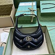 Gucci GG Marmont half-moon-shaped black leather bag  - 1