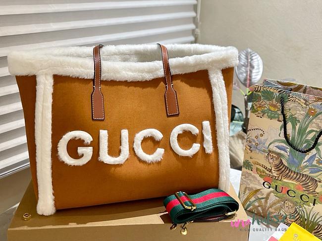 Gucci brown suede and shearling tote bag  - 1