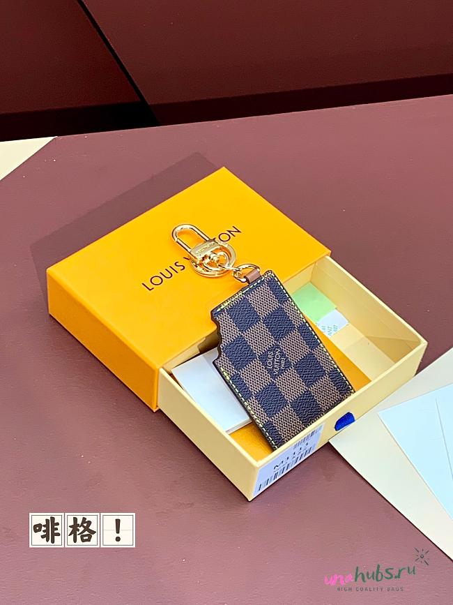 Louis Vuitton chocolate bar keychain 02 - 1