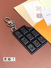 Louis Vuitton chocolate bar keychain 04 - 3