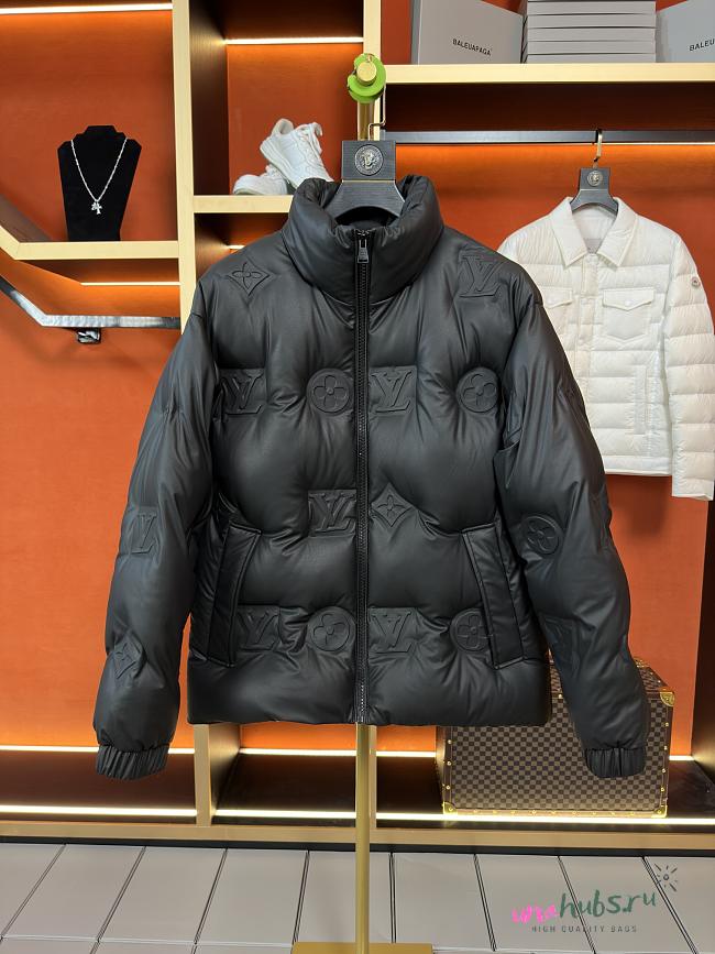 Louis Vuitton men puffer black coat - 1