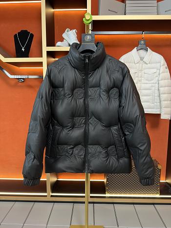 Louis Vuitton men puffer black coat