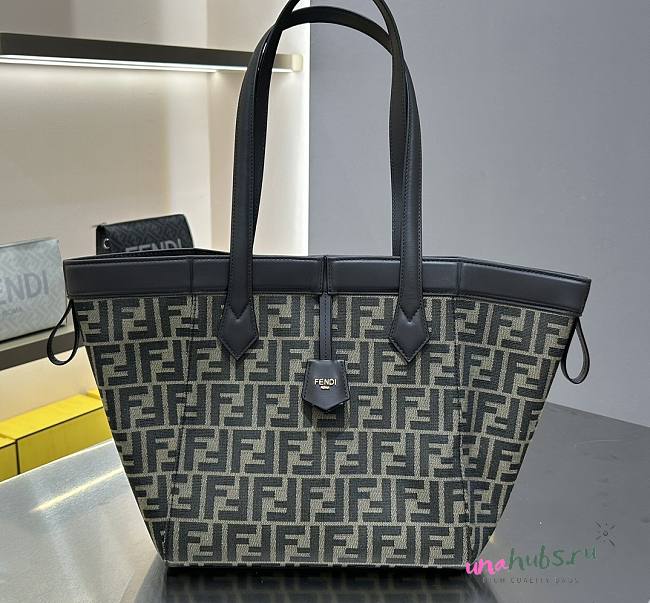 Fendi Origami large monogram leather bag - 1