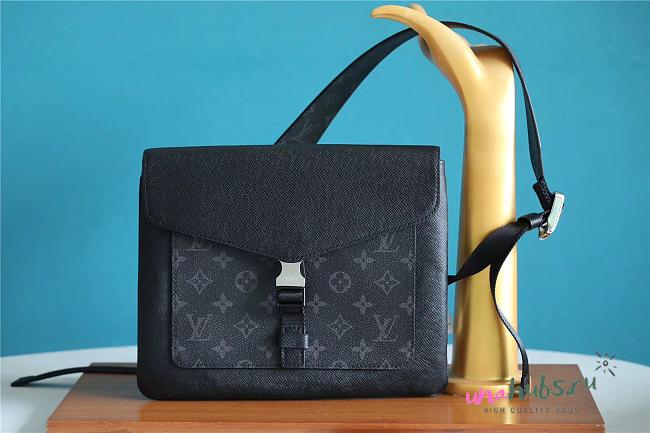 Louis Vuitton Outdoor Messenger Bag M30413 - 1