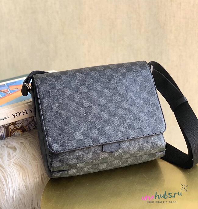 Louis Vuitton Messenger Black Damier Canva N40418 Bag - 1