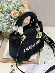 Dior Lady D-lite medium black flower embroidery bag - 2